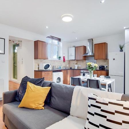 Welcomestay Tooting Broadway 3 Bedroom Apartment London Exteriör bild